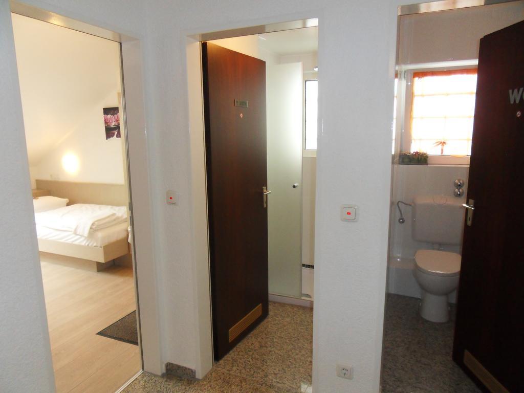 Hotel Linnert Weiterstadt Δωμάτιο φωτογραφία