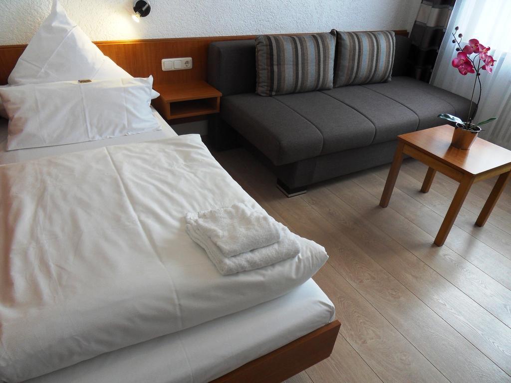 Hotel Linnert Weiterstadt Δωμάτιο φωτογραφία